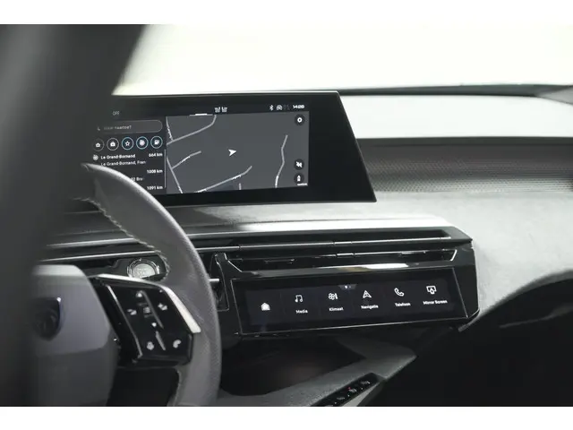 Peugeot 3008 1.2 Hybrid 136 GT 2025 Hybride Benzine 51