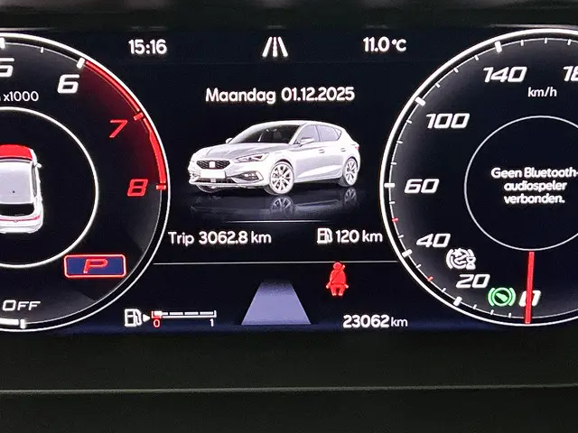 SEAT Leon 1.0 eTSI 110pk FR Business DSG 2023 Benzine 20