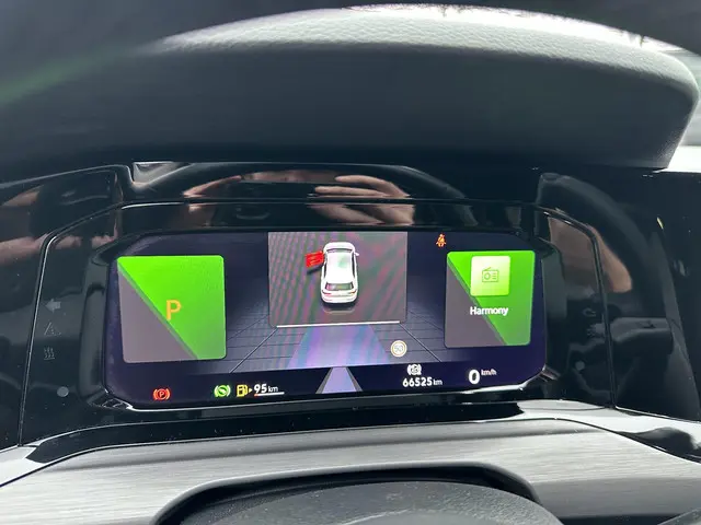 Volkswagen Golf 1.5 eTSI 150PK DSG Style 2023 Benzine 28