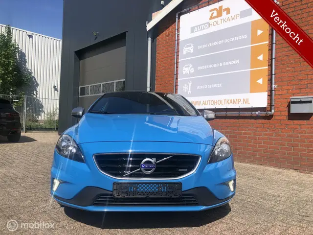 Volvo V40 3