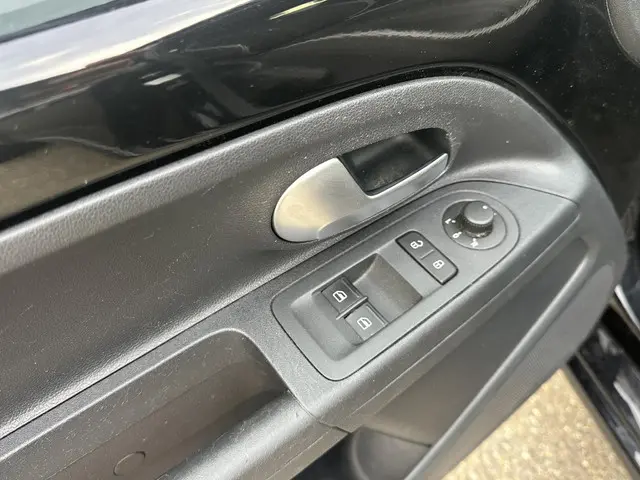 SEAT Mii Electric electric Plus 2020 Elektrisch 16