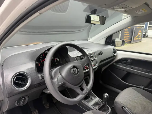 Volkswagen up! 1.0 2020 Benzine 3