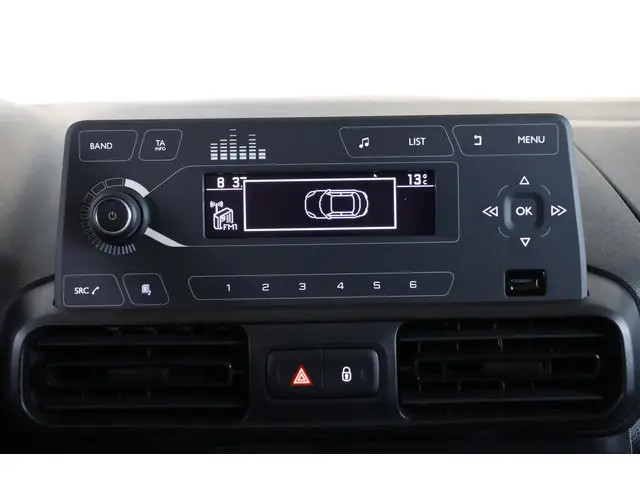 Opel Combo 1.5D L1H1 Rolstoel auto 2023 Diesel 24