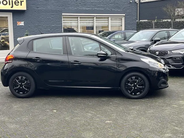 Peugeot 208 2