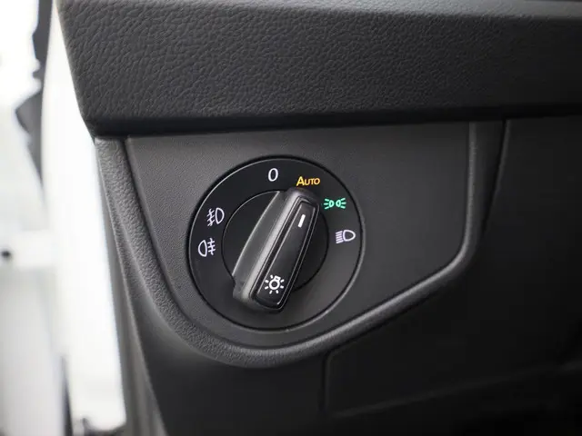 Volkswagen Polo 1.0TSI/95PK R-Line 2024 Benzine 22