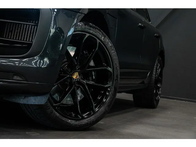 Porsche Macan 2.9 GTS 2022 Benzine 21