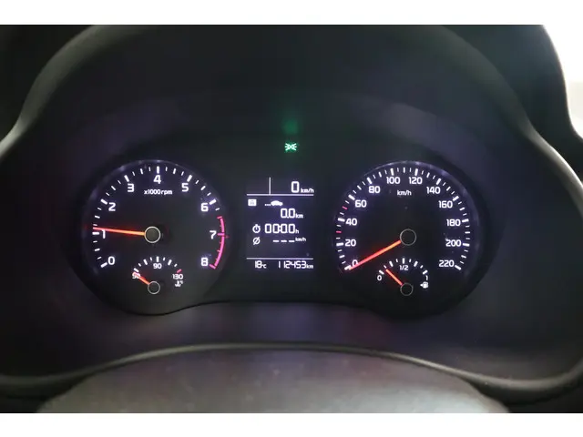 Kia Stonic 1.0 T-GDi DynamicLine 2019 Benzine 10