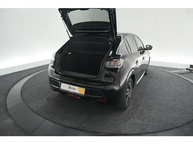 Peugeot 208 PureTech 100 Allure Pack 2023 Benzine 56