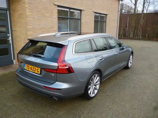 Volvo V60 2.0 T5 Momentum Automaat 2018 Benzine 17