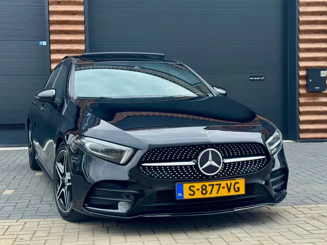 Mercedes-Benz A-Klasse 180 Premium Plus 2020 Benzine