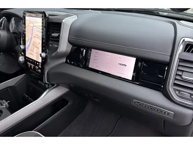 Dodge Ram 1500 3.0 V6 4x4 Crew Cab Laramie 2024 Benzine 15