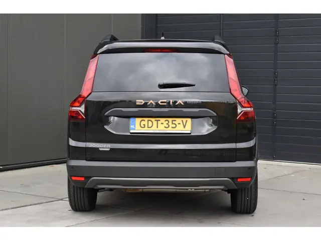 Dacia Jogger Hybrid 140 PK Extreme 2024 Hybride Benzine 7