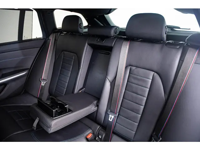 BMW 3 Serie Touring 330e xDrive 2023 Hybride Benzine 28