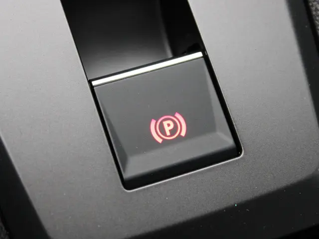 Opel Frontera 1.2 Turbo Hybrid GS 2026 Hybride Benzine 32