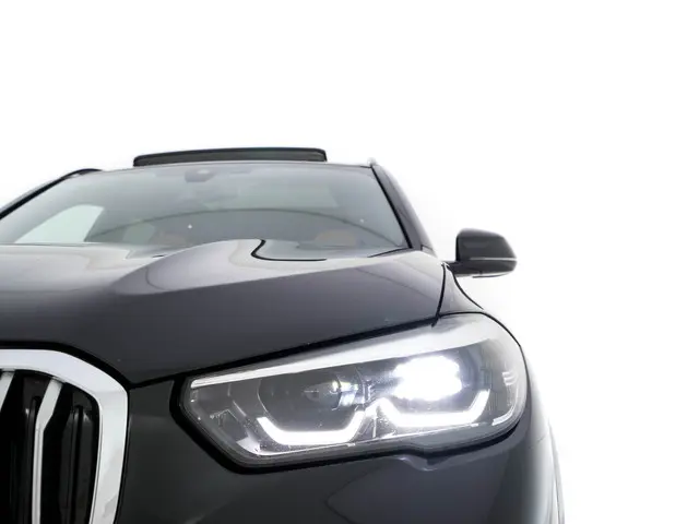BMW X5 xDrive45e High Executive 2020 Hybride Benzine 42
