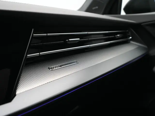 Audi A3 Sportback 30 TFSI S edition 2025 Benzine 40