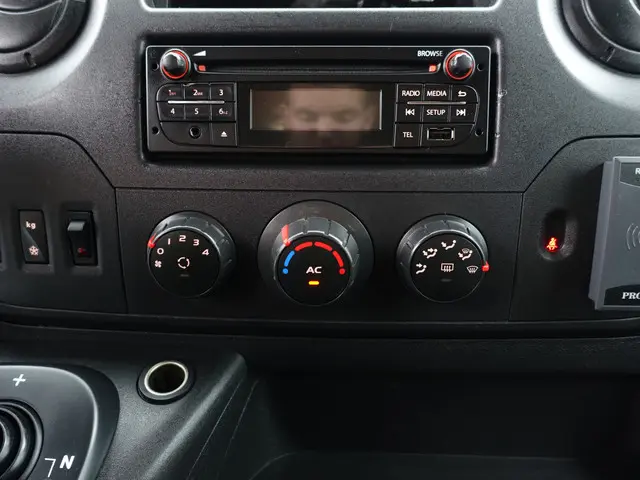 Opel Movano 2.3 CDTI L2H3 Aut- 2015 Diesel 8