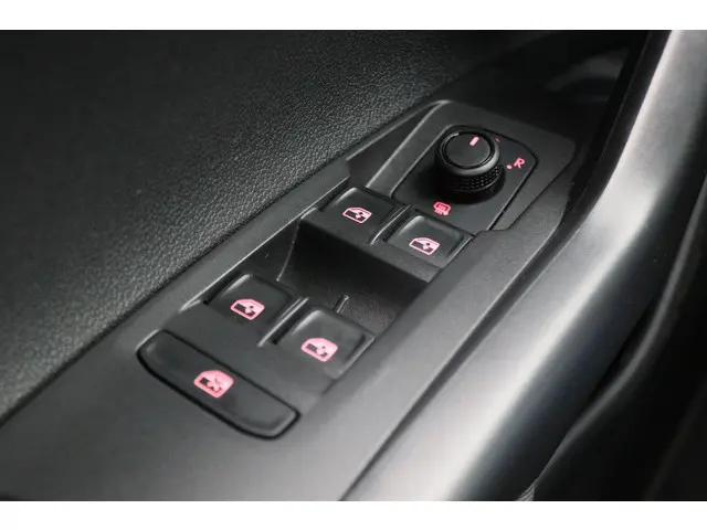 Volkswagen Polo 1.0 TSI Comfortline 2018 Benzine 26