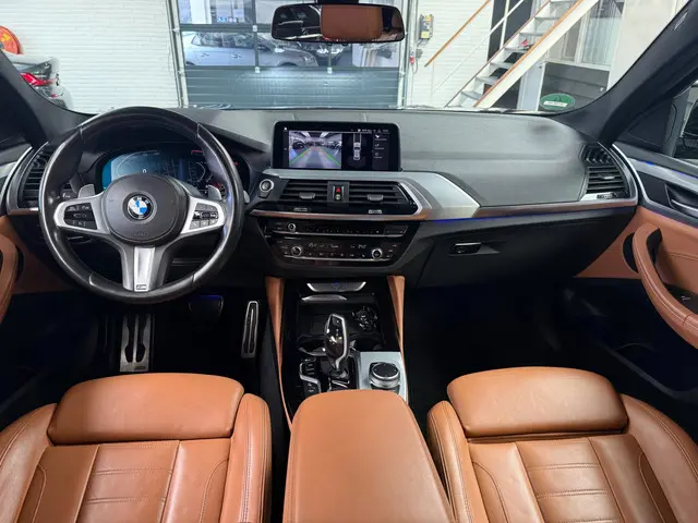 BMW X4 XDrive20i M Sport | Open dak | 2020 Benzine 4