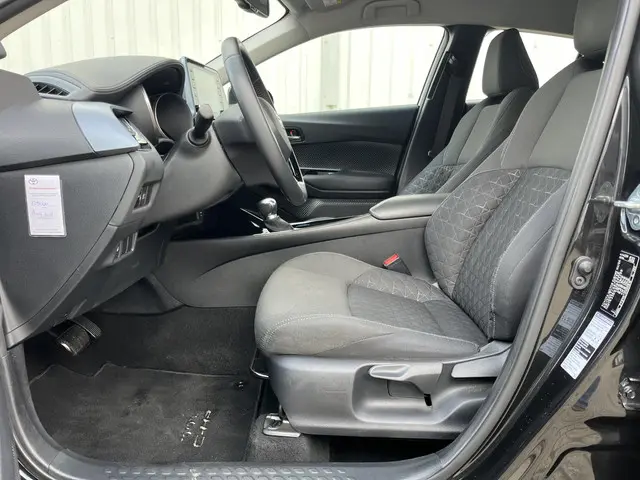 Toyota C-HR 1.8 Hybrid Dynamic 2020 Hybride Benzine 17