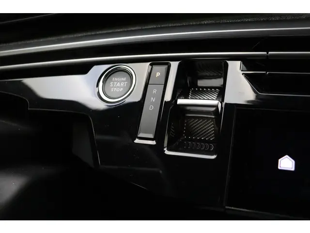 Peugeot e-3008 GT 73 kWh 2024 Elektrisch 22
