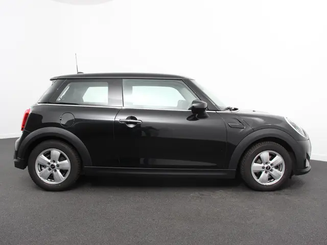 MINI Cooper Mini 1.5 Essential Trim 2022 Benzine 6