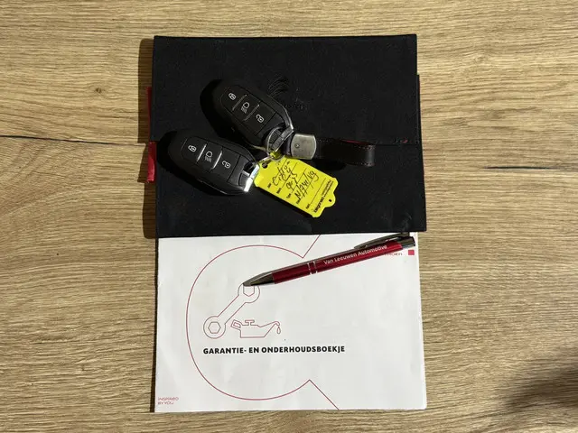 Citroën C4 1.2 Puretech Shine 2022 Benzine 9