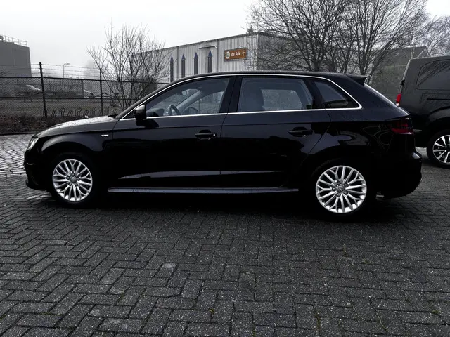 Audi A3 Sportback 1.4 TFSI CoD Ambiente 2015 Benzine 9