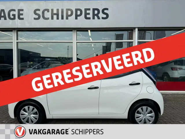 Toyota Aygo 1.0 VVT-i x airco cruise 5d 2018 Benzine 22