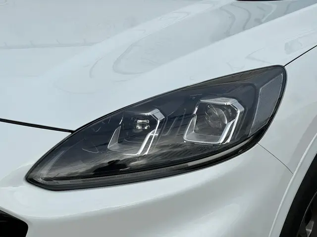 Ford Kuga 2.5 PHEV ST-Line X 2021 Hybride Benzine 24