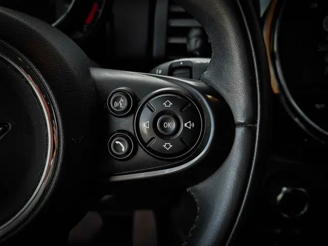 MINI One Mini 1.5 Business Edition 2019 Benzine 28