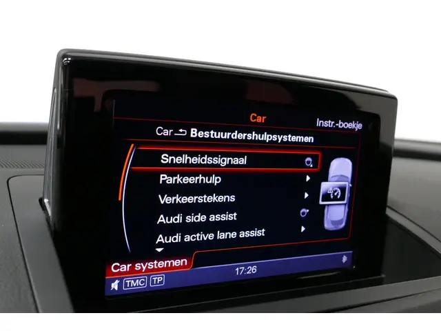 Audi Q3 2.0 TFSI quattro S Line 2017 Benzine 34