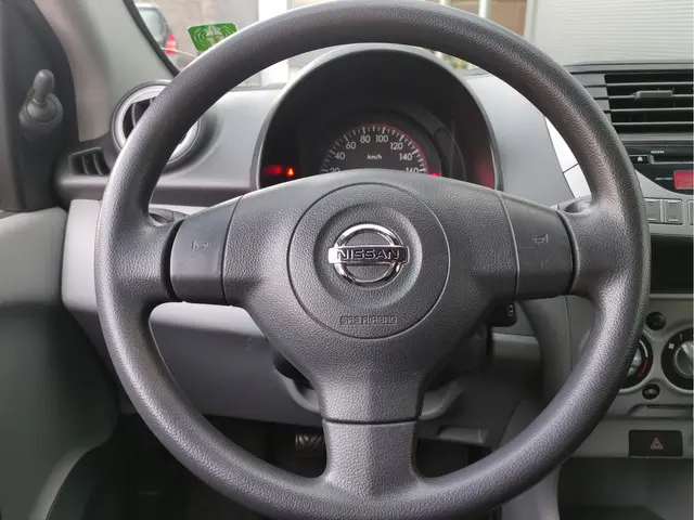 Nissan Pixo 1.0 Look 2013 Benzine 14