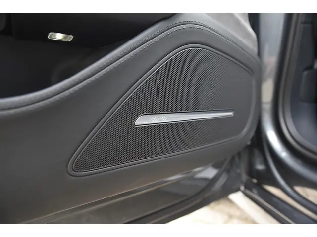 Audi A8 4.0 TFSI S8 quattro Pro Line+ 2013 Benzine 24