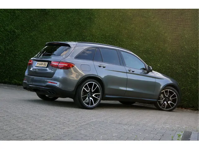 Mercedes-Benz GLC AMG GLC 43 4MATIC Night 2018 Benzine 15