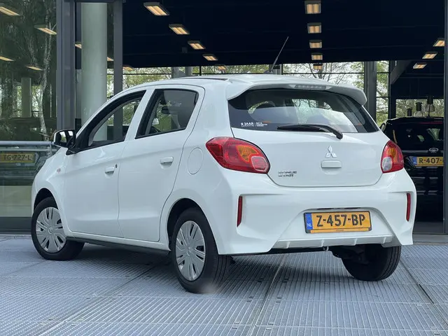 Mitsubishi Space Star 1.2 Connect+ 2024 Benzine 6