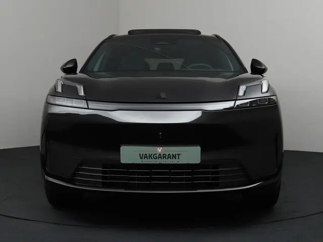 Lynk & Co 08 1.5 More 2025 Hybride Benzine 36