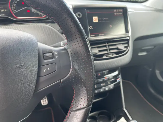 Peugeot 2008 1.2 PureTech GT-line 2018 Benzine 21