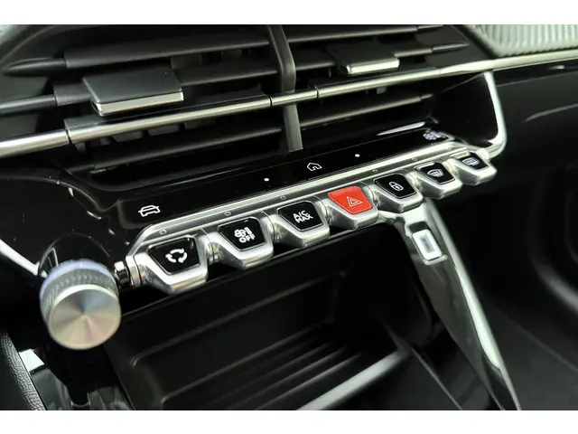 Peugeot e-208 EV Active 50 kWh 2024 Elektrisch 21