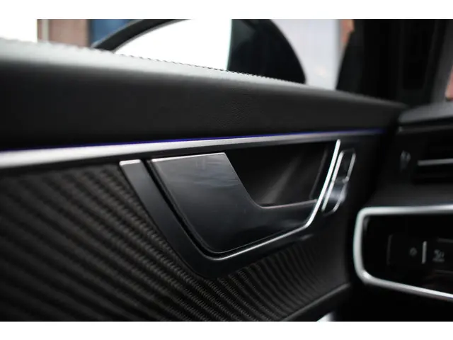 Audi RS6 Avant 4.0 TFSI quattro 2022 Benzine 85