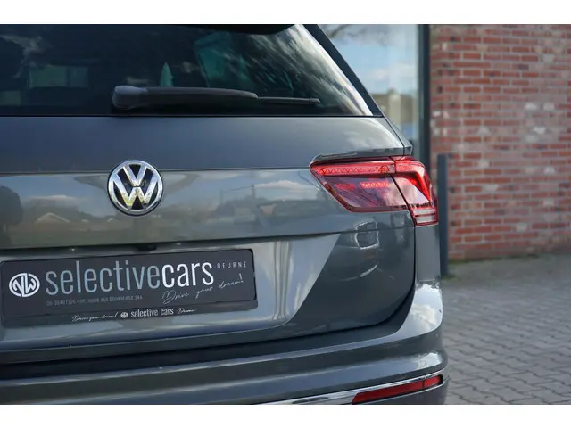 Volkswagen Tiguan 2.0 TSI 4Motion 2017 Benzine 28