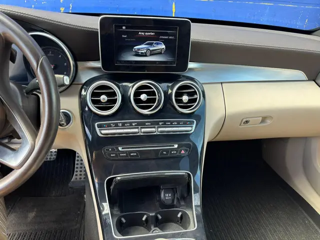 Mercedes-Benz C-Klasse Estate 250 CDI 2015 Diesel 16