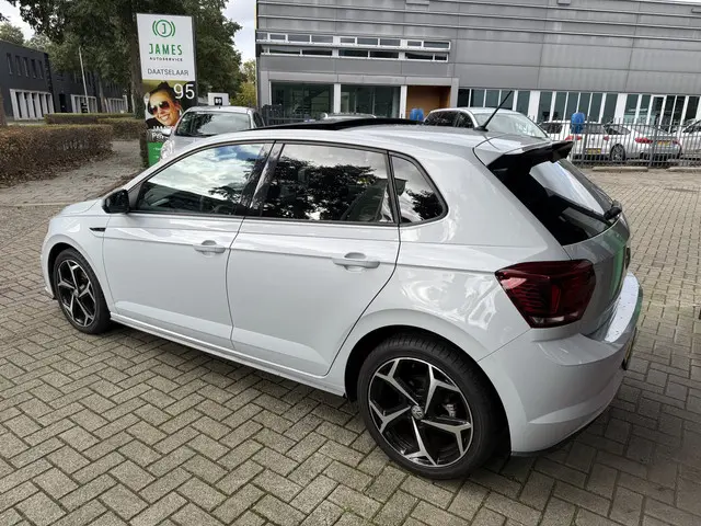 Volkswagen Polo 1.0 TSI Highline R-Line 2019 Benzine 3