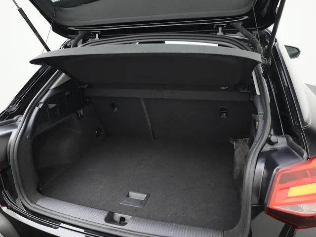 Audi Q2 35 TFSI/150PK Pro Line 2023 Benzine 19