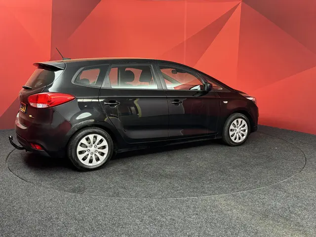 Kia Carens 2.0 GDi First Edition 2013 Benzine 16