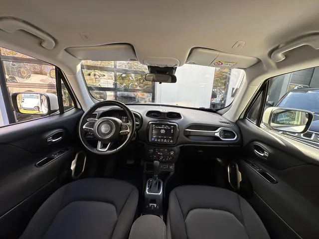Jeep Renegade 1.4 MultiAir Longitude 2018 Benzine 29