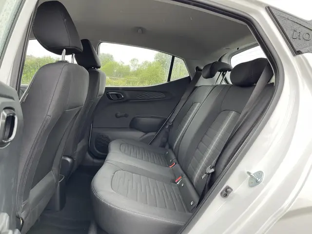 Hyundai i10 1.0 Comfort Smart 2024 Benzine 12