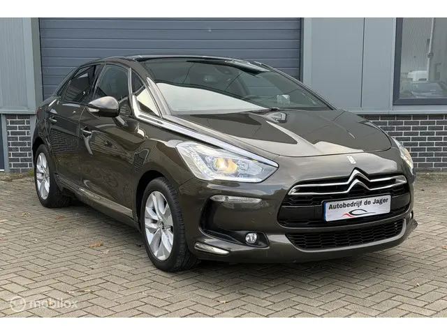 Citroën DS5 1.6 THP Chic 2013 Benzine 3