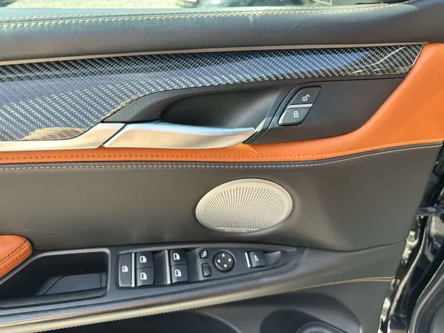 BMW X5 M 4.4 | V8 | LEDER | AUT | NAVI | H-UP | 2016 Benzine 28