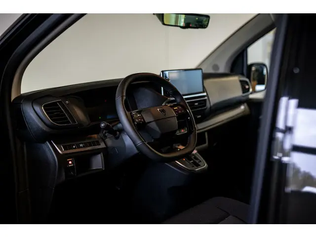 Peugeot Expert Bestel 2.0 BlueHDi 180 S&S L3 2024 Diesel 4